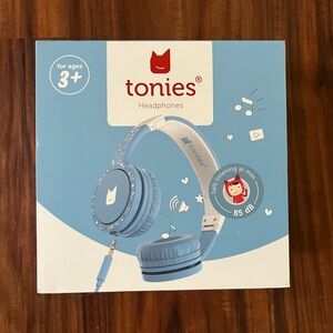 NWT Tonies Blue Headphones